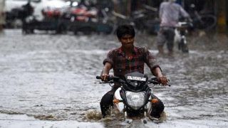 Top 5 Safe Riding Tips for Monsoon